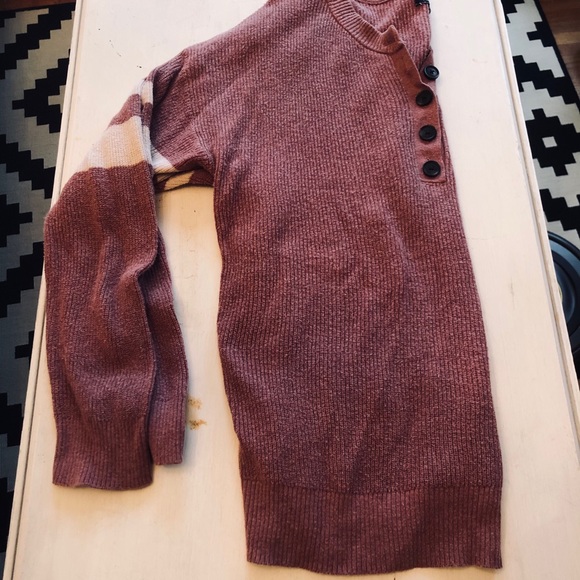 American Eagle Outfitters AE small sweater - Picture 2 of 3